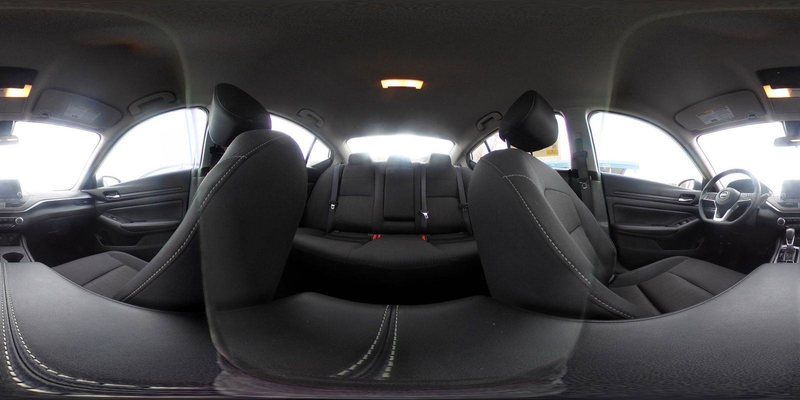 Used 2025 Nissan Altima 2.5 SV image 44