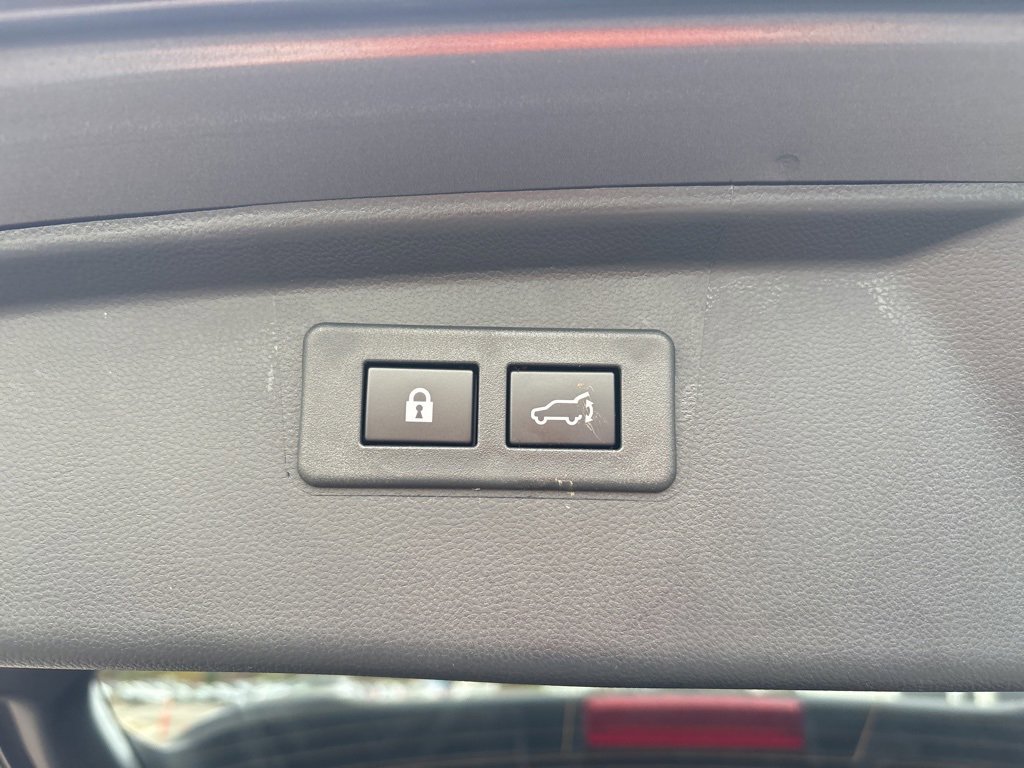 Certified 2023 Subaru Outback Premium image 25