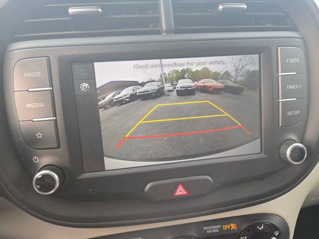 Used 2024 Kia Soul LX w/ Option Group 015 FWD image 12