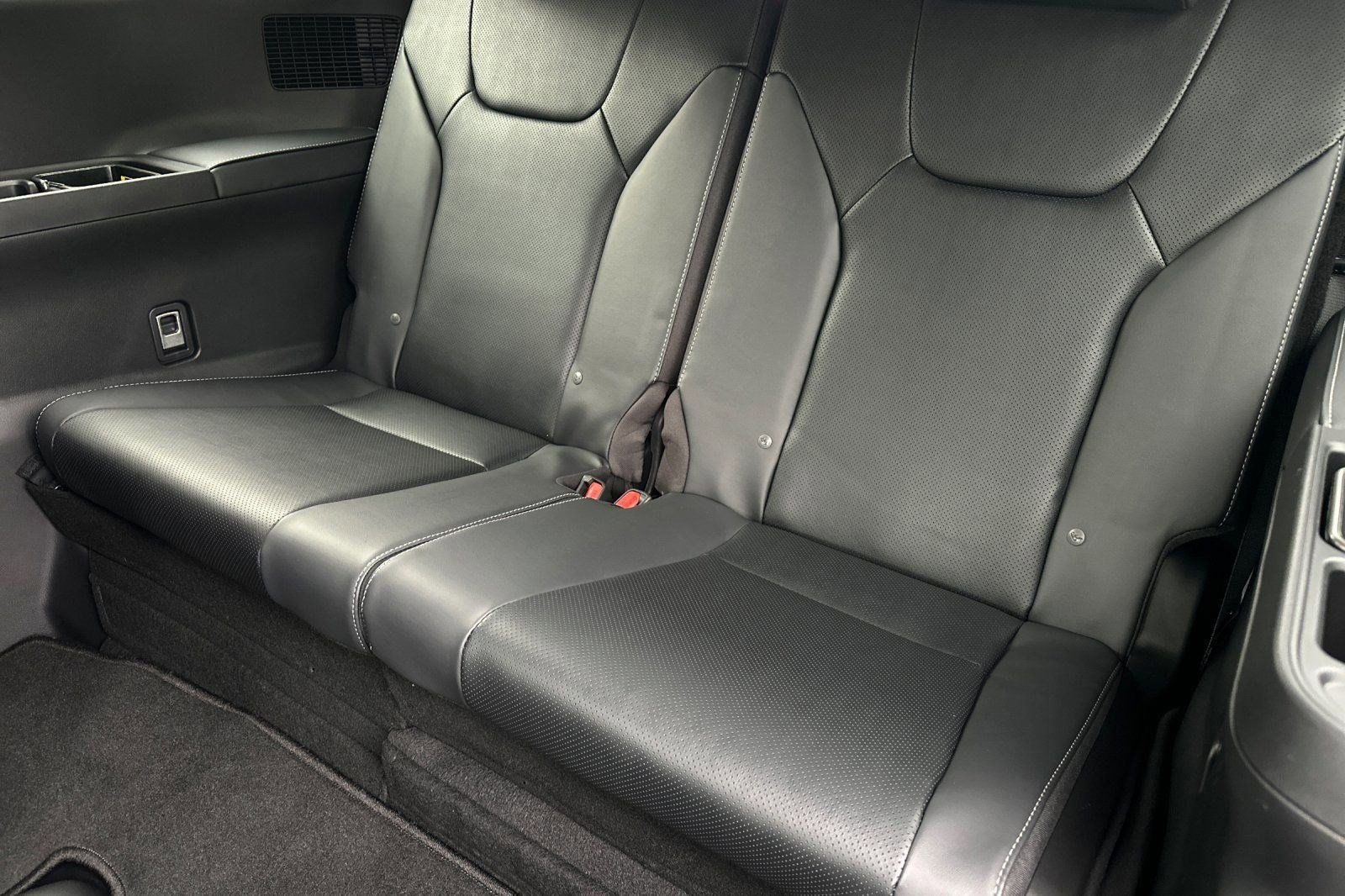 New 2026 Lexus TX 500h AWD image 26