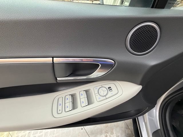 Certified 2023 Hyundai Sonata SEL FWD image 30