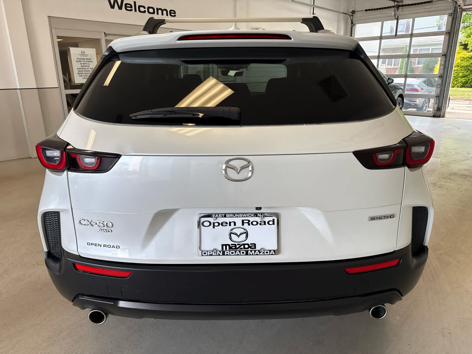 Certified 2024 MAZDA CX-50 AWD 2.5 S w/ Premium Plus Pkg image 6
