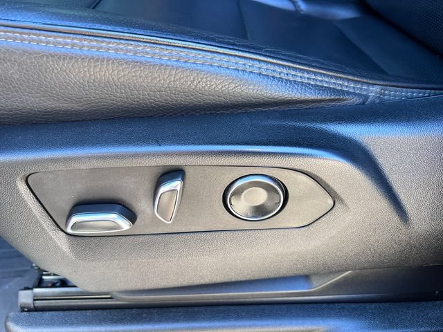 Used 2021 GMC Yukon Denali w/ Denali Premium Package AWD/4WD image 13
