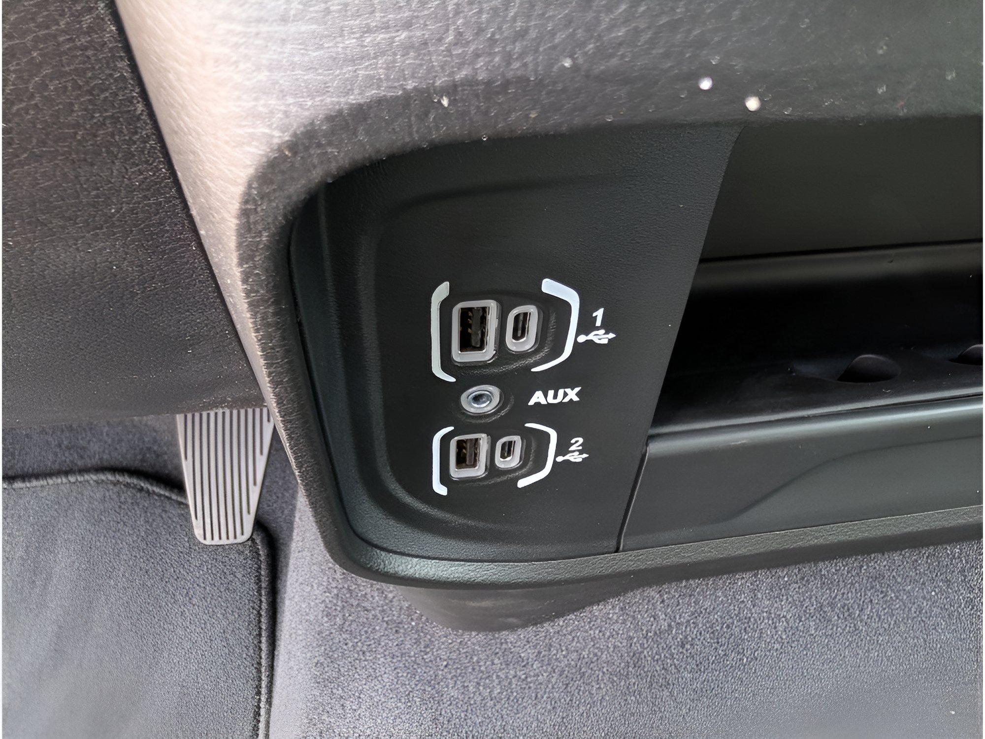 New 2026 RAM 2500 Tradesman AWD/4WD image 24