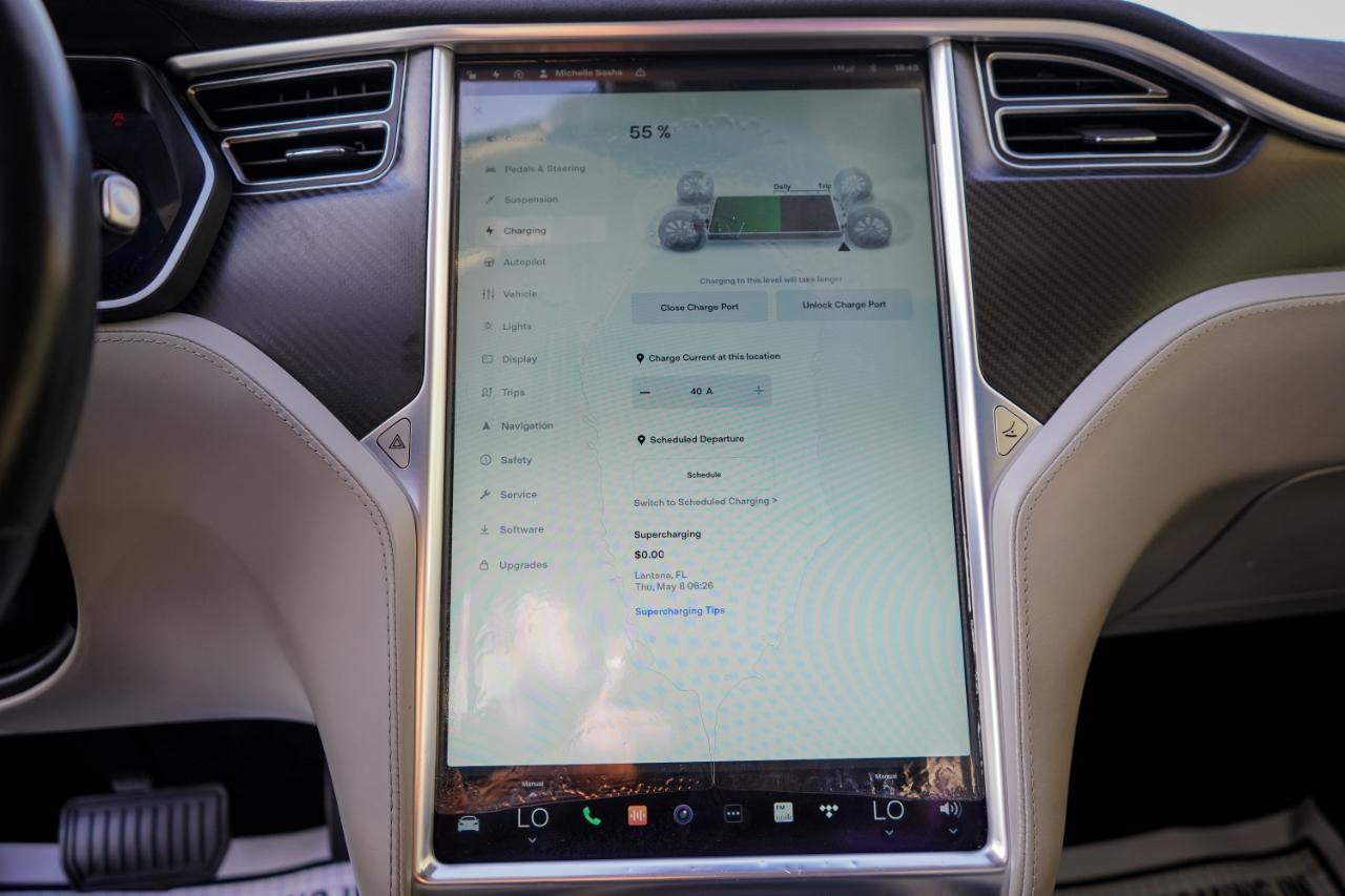 Used 2016 Tesla Model S 70D image 12