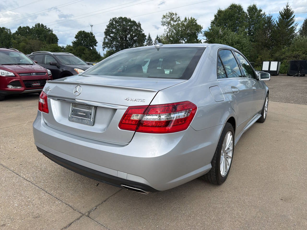 Used 2012 Mercedes-Benz E 350 4MATIC Sedan image 4
