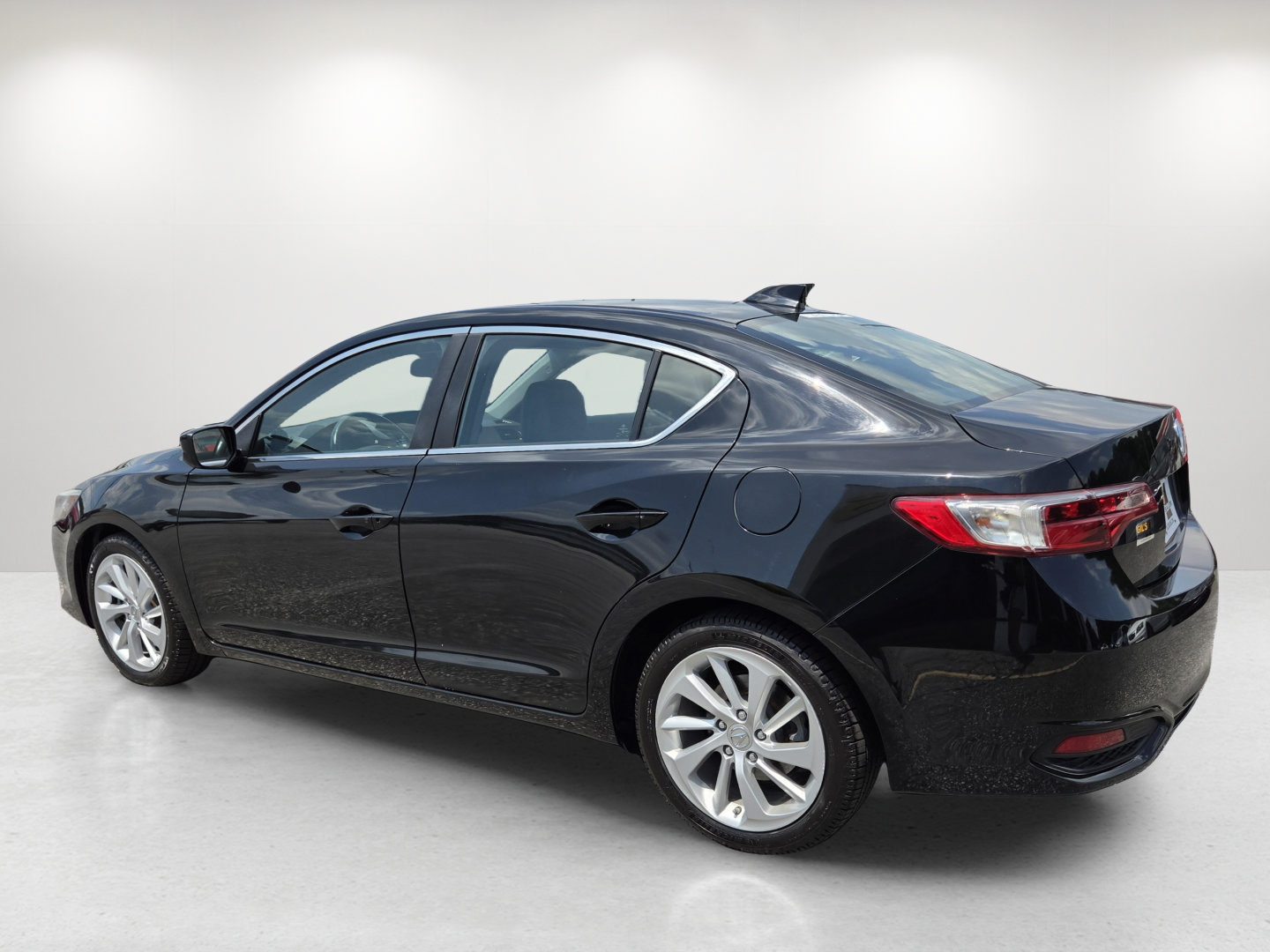 Used 2018 Acura ILX w/ Technology Plus Package FWD image 7