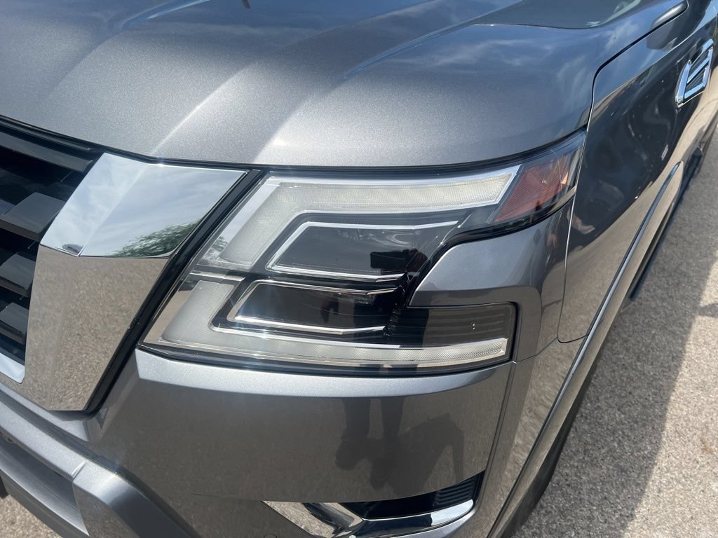 Certified 2023 Nissan Armada SV w/ Cargo Package AWD/4WD image 26