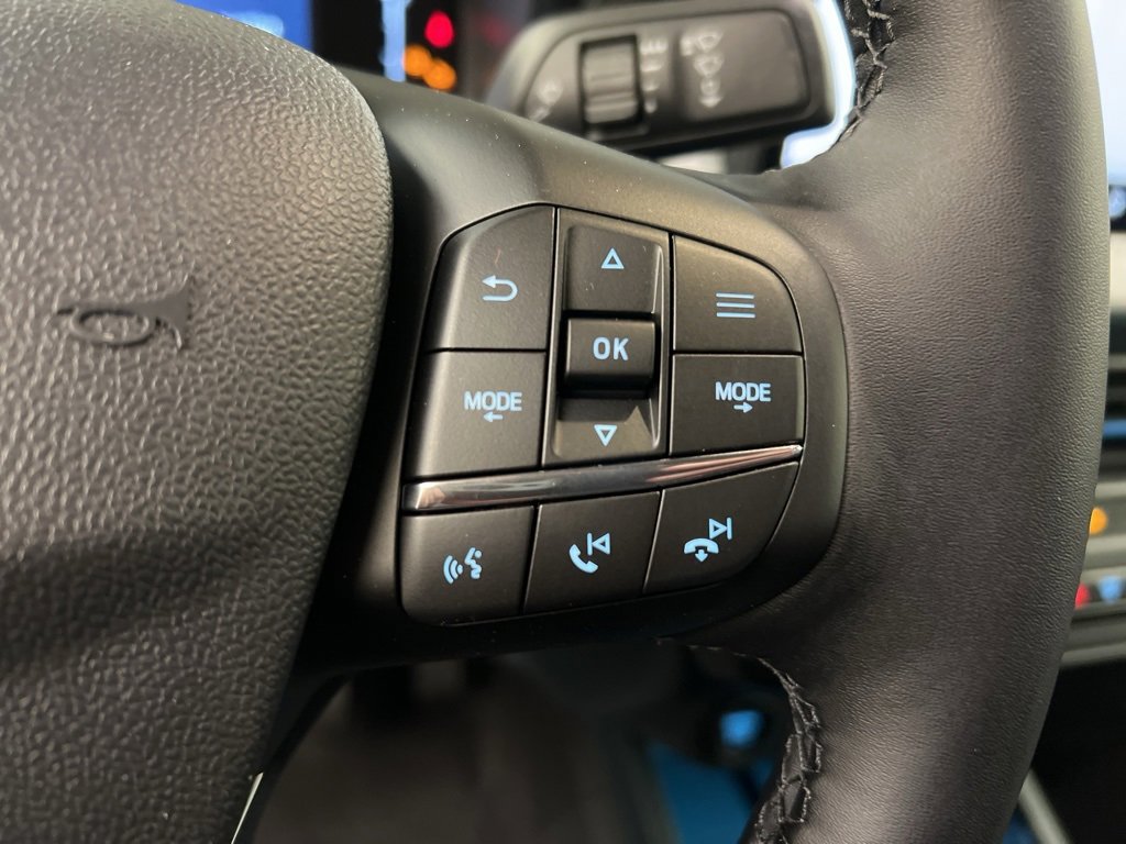 New 2025 Ford Maverick XLT w/ XLT Luxury Package image 17