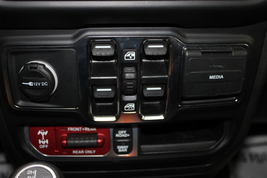Used 2023 Jeep Gladiator Rubicon AWD/4WD image 40