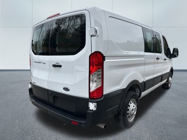 Used 2023 Ford Transit 250 Low Roof AWD w/ Exterior Upgrade Package image 5
