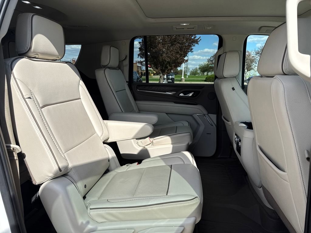 Certified 2023 GMC Yukon XL Denali AWD/4WD image 40