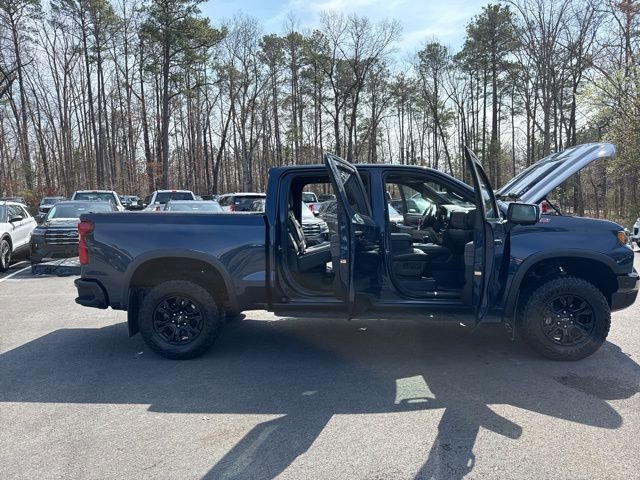 Used 2022 Chevrolet Silverado 1500 ZR2 w/ Technology Package image 28