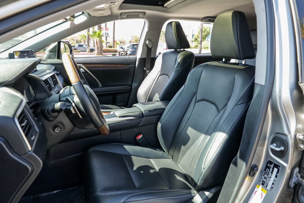 Used 2020 Lexus RX 350L FWD w/ Premium Package image 18