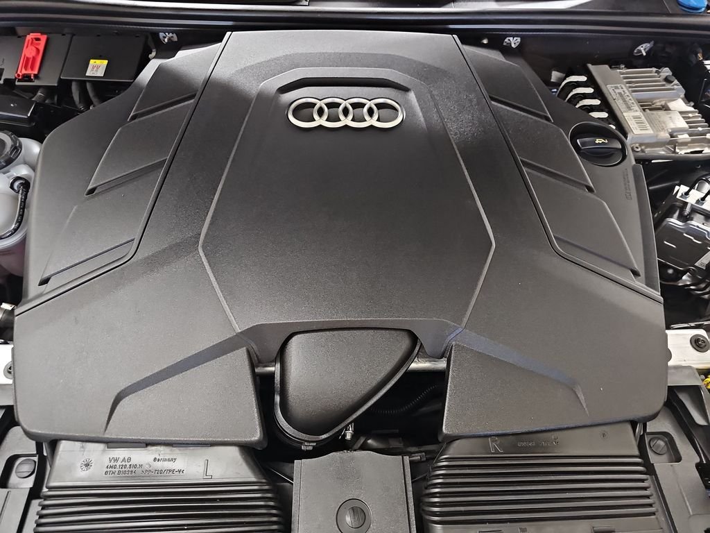 Used 2022 Audi Q7 3.0T Prestige w/ Prestige Package AWD/4WD image 32