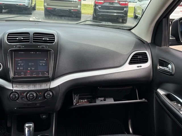 Used 2013 Dodge Journey Crew w/ Driver Convenience Group FWD image 30