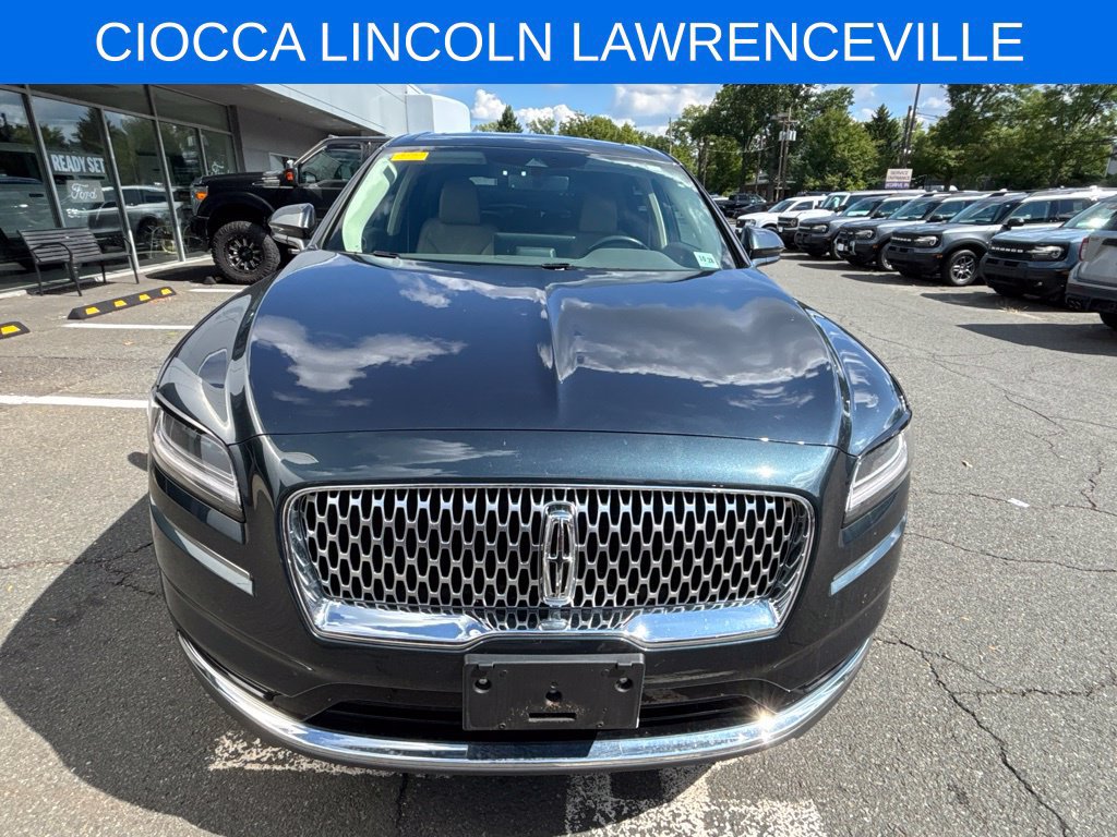 Used 2023 Lincoln Nautilus Reserve w/ Cargo Utility Package AWD/4WD image 7