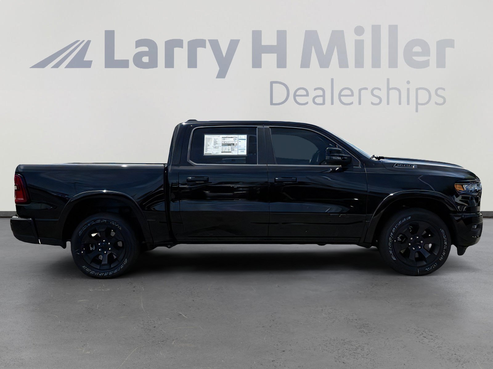 New 2026 RAM 1500 Big Horn AWD/4WD image 7