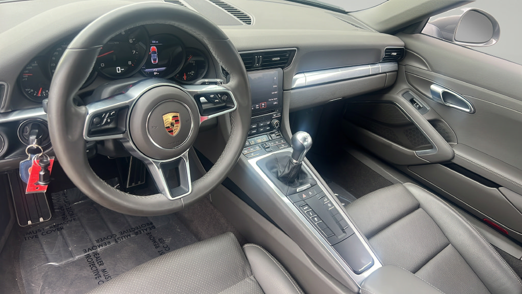 Certified 2019 Porsche 911 Carrera RWD image 16