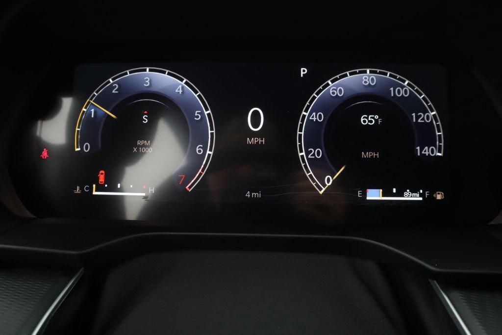 New 2025 Jeep Grand Cherokee L Altitude image 4