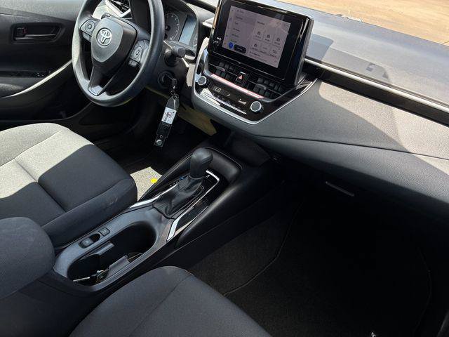 Certified 2025 Toyota Corolla LE FWD image 15