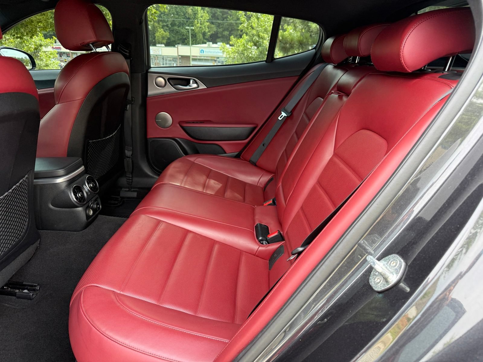 Used 2019 Kia Stinger GT2 AWD/4WD image 39
