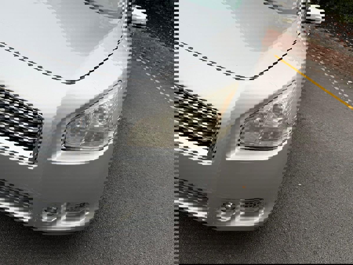 Used 2012 Nissan Maxima 3.5 SV w/ Premium Pkg image 9
