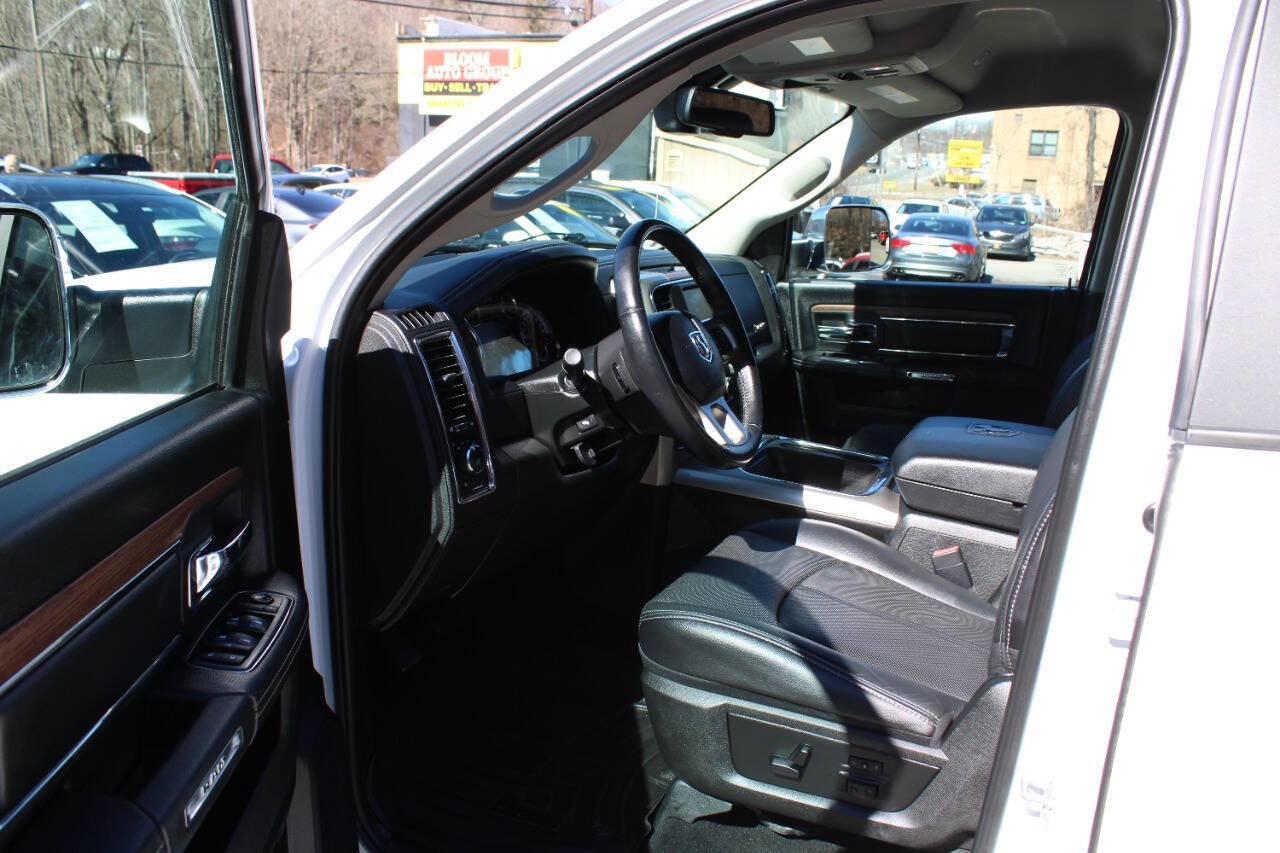 Used 2017 RAM 1500 Laramie w/ Convenience Group image 24