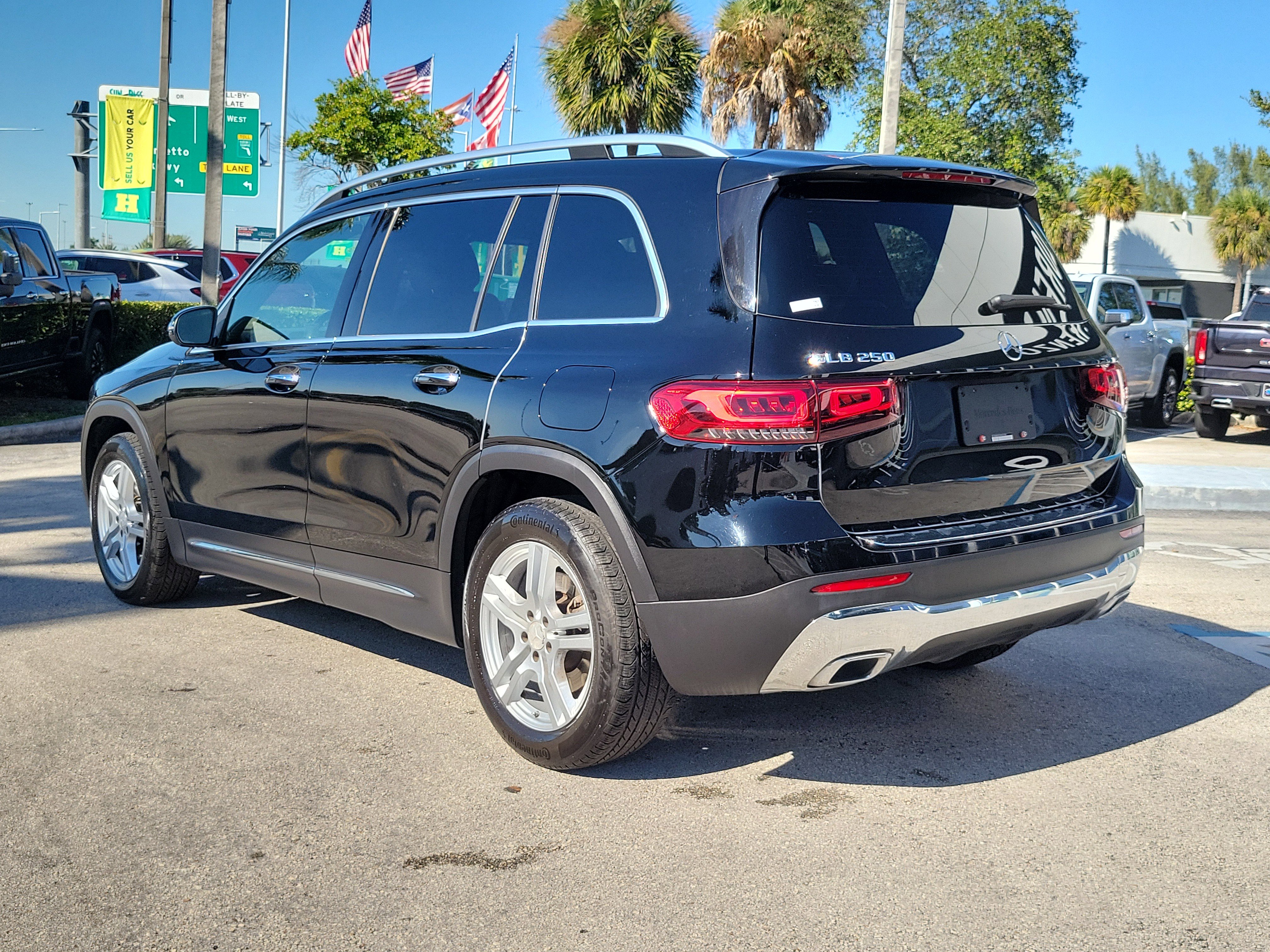 Used 2023 Mercedes-Benz GLB 250 GLB 250 image 7