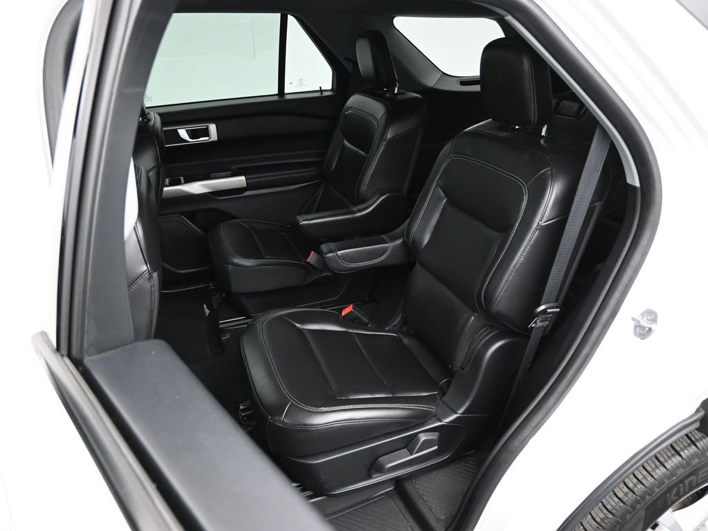 Certified 2023 Ford Explorer XLT w/ Equipment Group 202A image 21