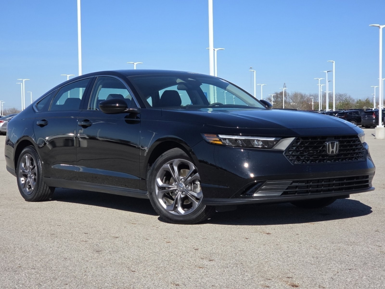 Used 2023 Honda Accord EX image 2