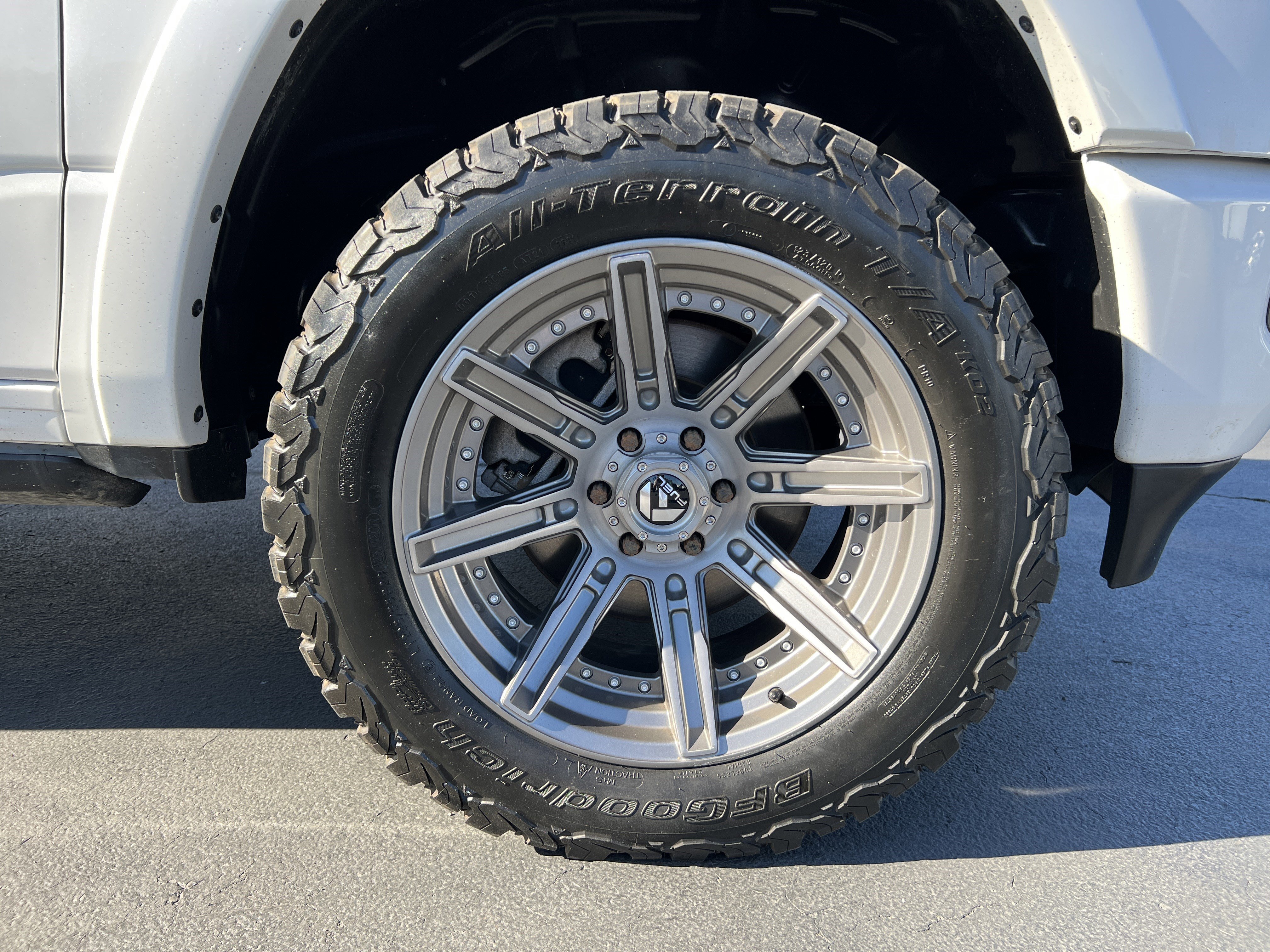 Used 2020 RAM 1500 Longhorn image 12