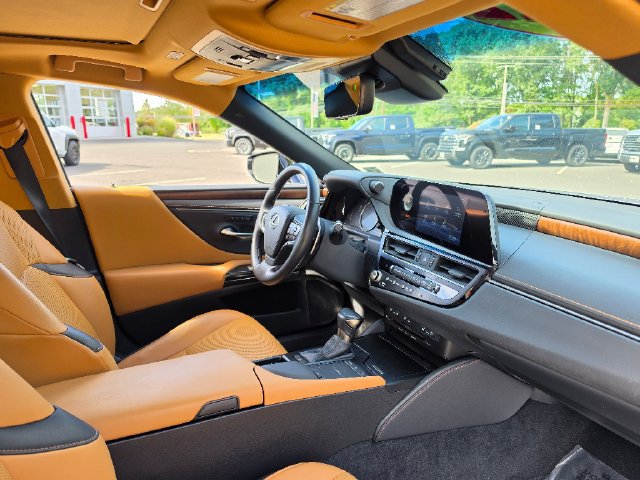 Used 2022 Lexus ES 350 w/ Premium Package FWD image 11