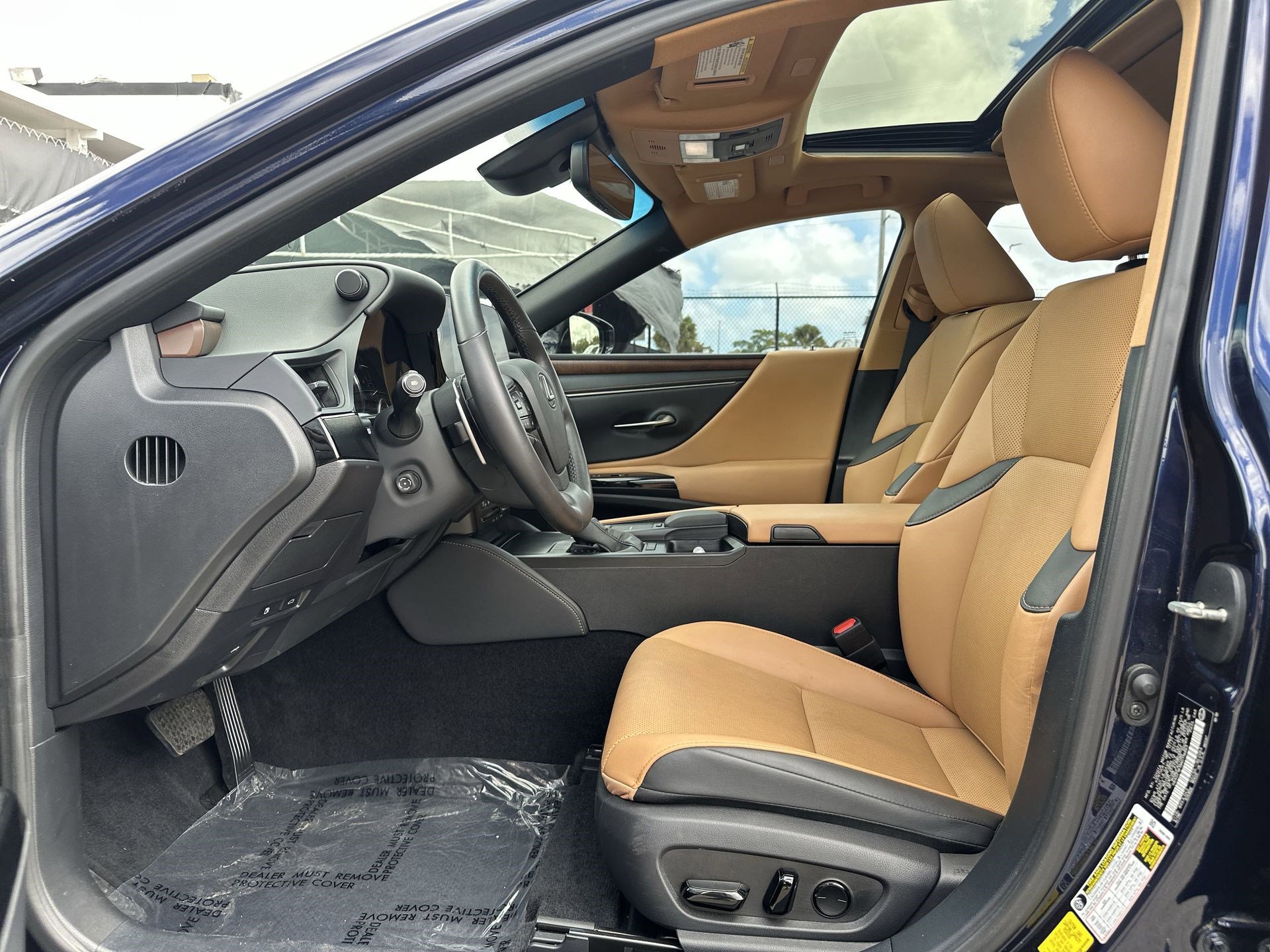 Used 2022 Lexus ES 350 w/ Premium Package image 13