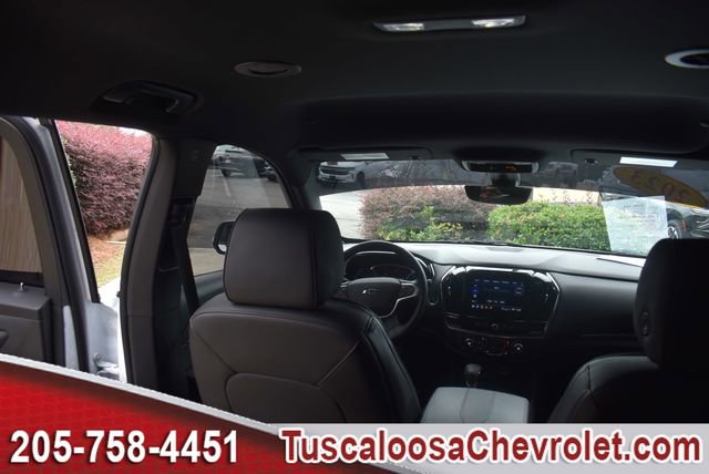 Used 2023 Chevrolet Traverse RS FWD image 30