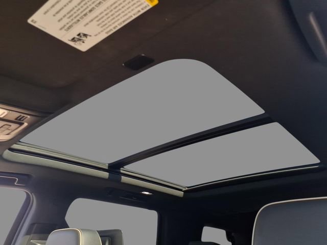 Used 2022 GMC Yukon SLT w/ SLT Premium Package image 23