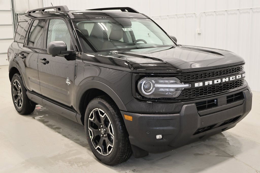 New 2025 Ford Bronco Sport Outer Banks w/ Outer Banks Tech Package+ image 2