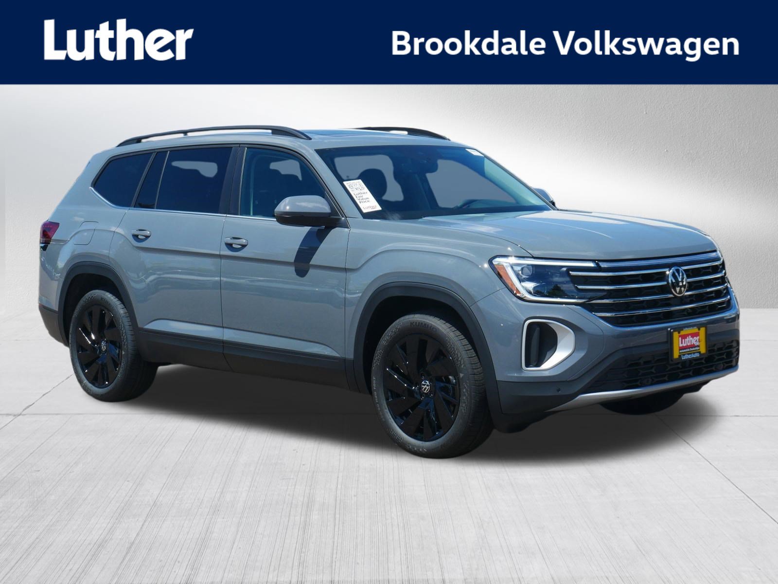 New 2026 Volkswagen Atlas SE AWD/4WD image 1