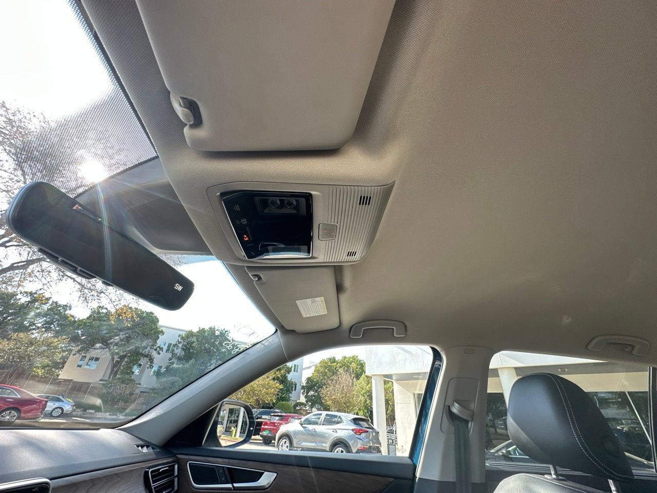 Used 2026 Volkswagen Atlas SE FWD image 21