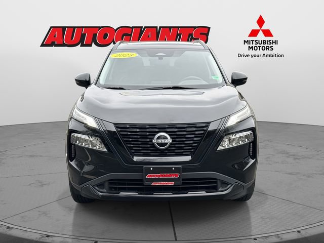 Used 2023 Nissan Rogue SV w/ SV Premium Package image 6
