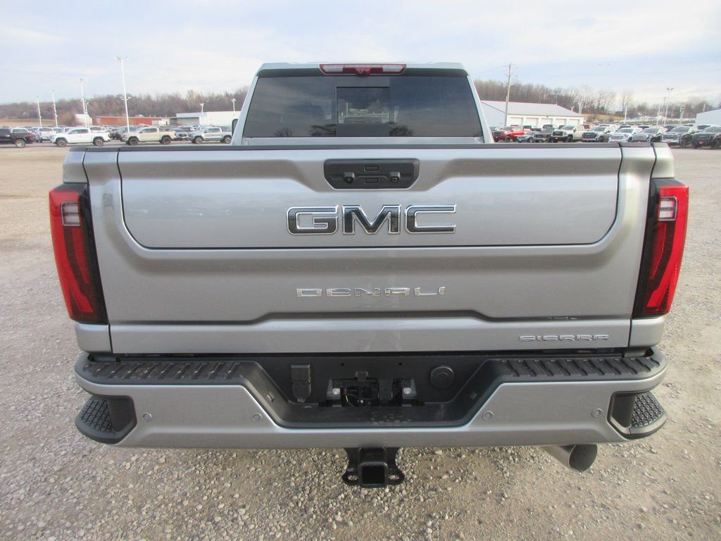New 2026 GMC Sierra 2500 Denali Ultimate image 5