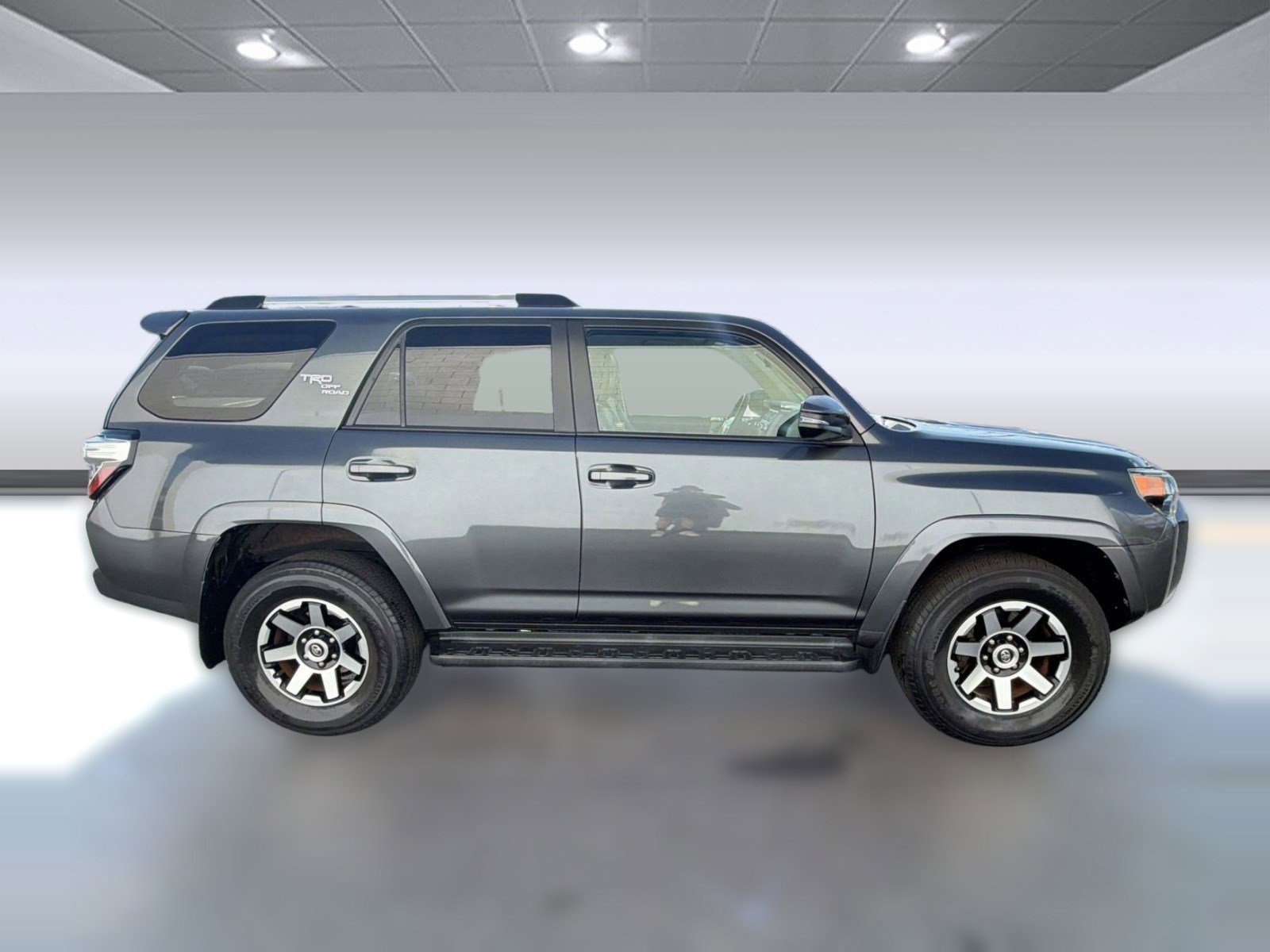 Used 2018 Toyota 4Runner TRD Off-Road Premium image 8