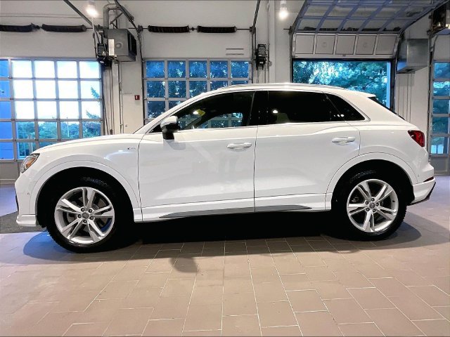 Used 2020 Audi Q3 2.0T Prestige AWD/4WD image 3