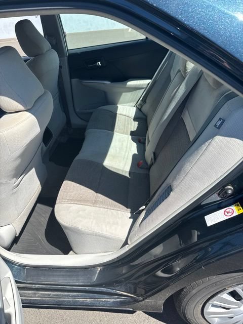 Used 2014 Toyota Camry LE FWD image 5