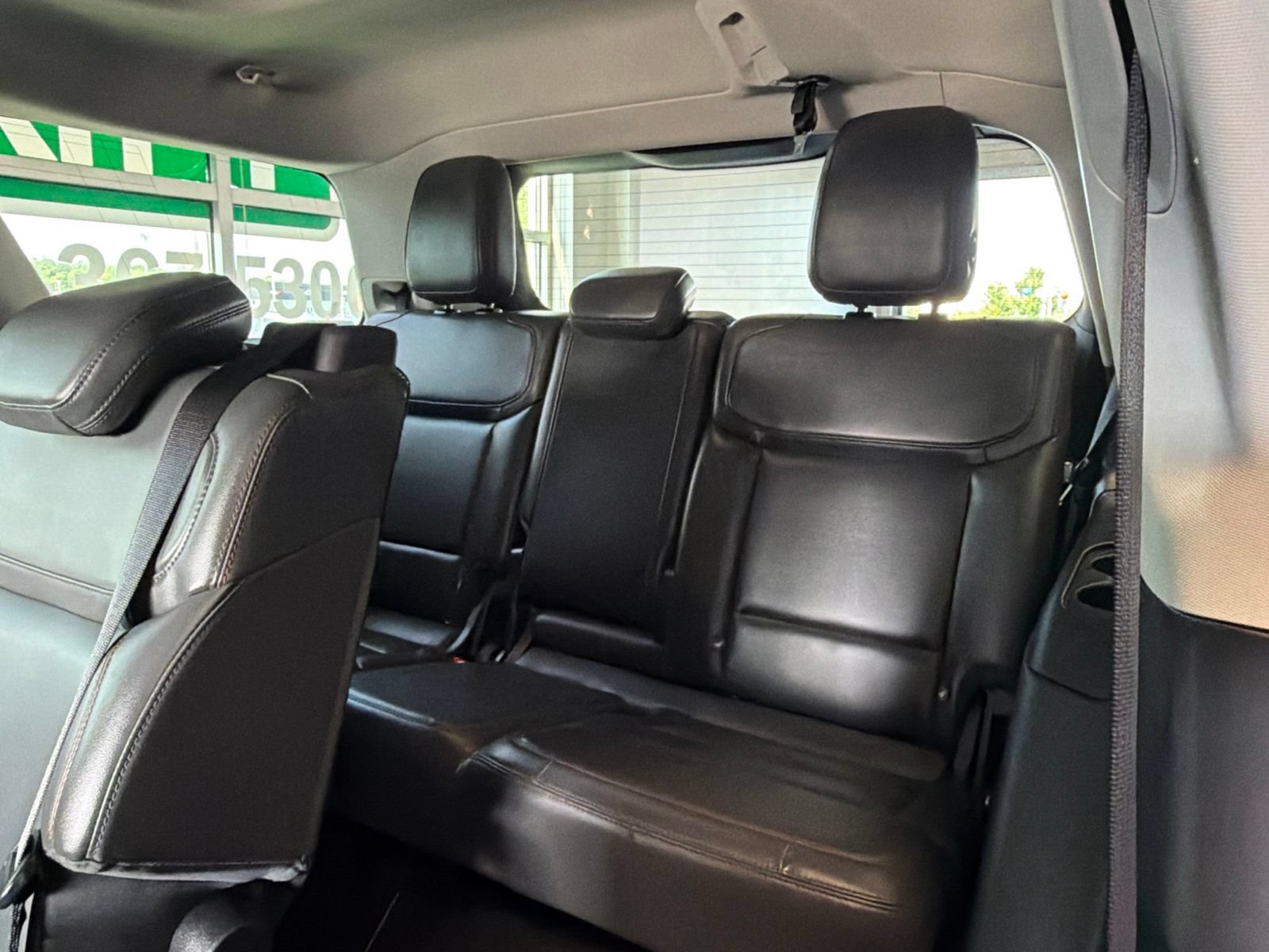 Used 2025 Ford Expedition Active AWD/4WD image 18