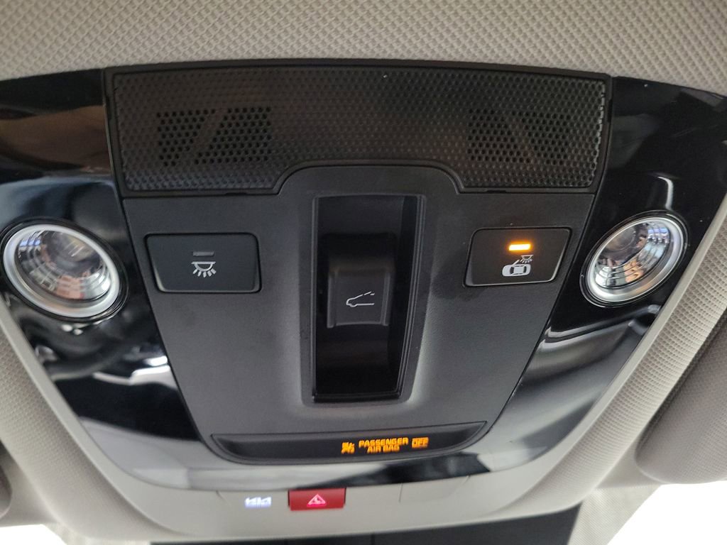 Used 2025 Kia Sorento SX image 23