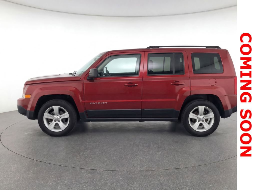 Used 2014 Jeep Patriot Latitude w/ Sun/Sound Group AWD/4WD image 8