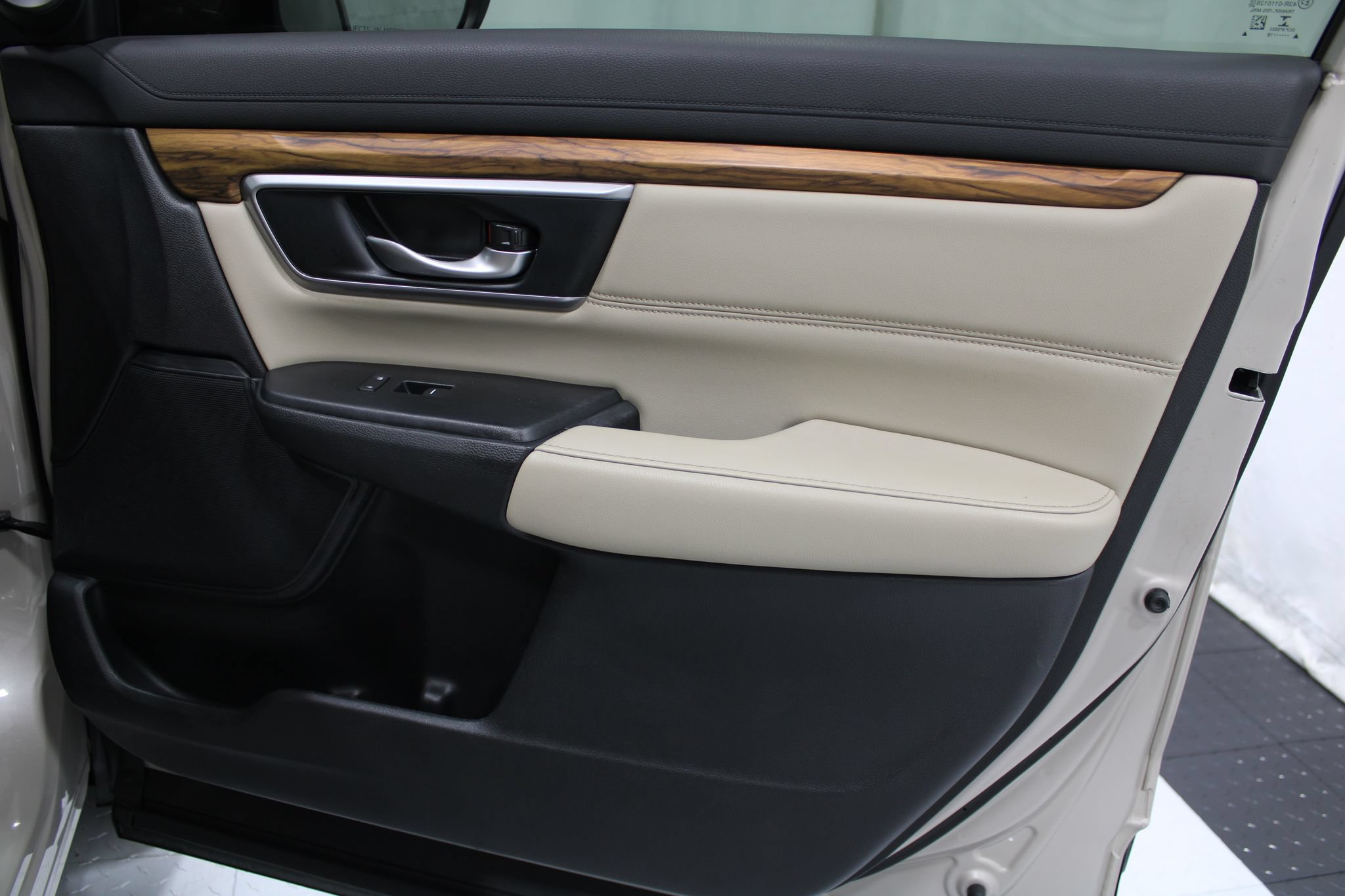 Used 2018 Honda CR-V EX-L image 25