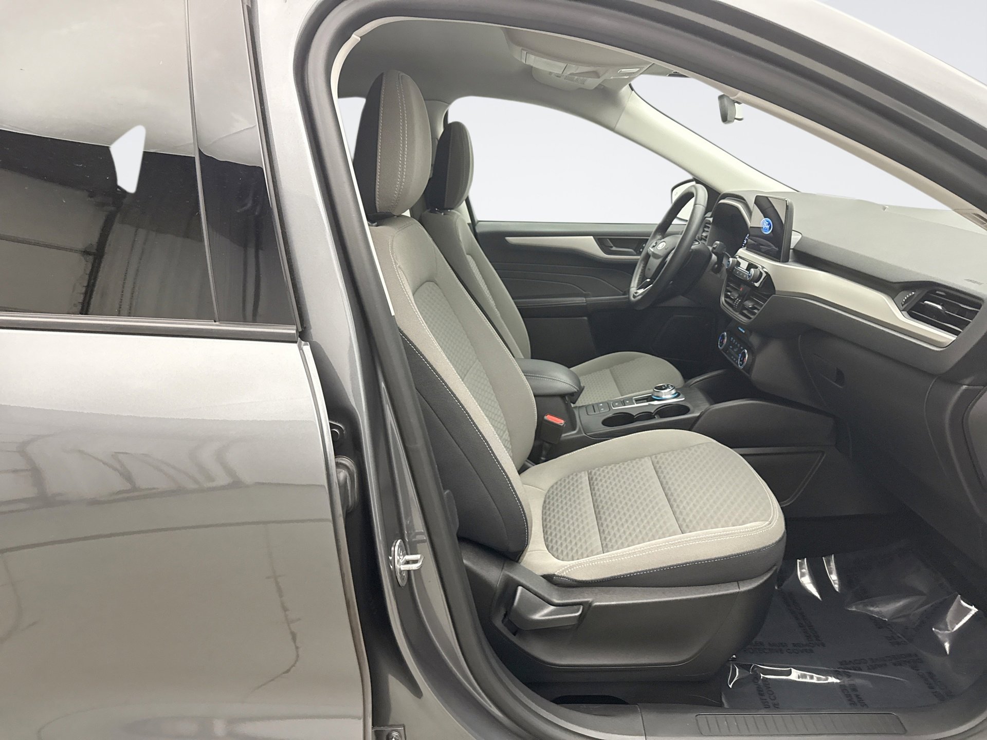 Used 2022 Ford Escape SE w/ Convenience Package image 16