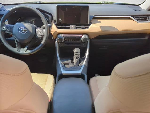 Certified 2025 Toyota RAV4 LE FWD image 20
